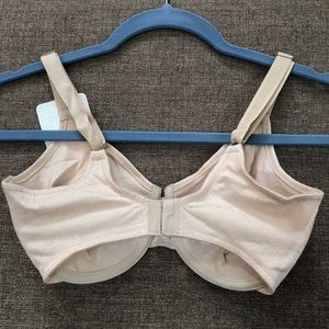 Wacoal Intimates & Sleepwear - Underwire Bra Wacoal Intimates & Sleepwear - Underwire Bra